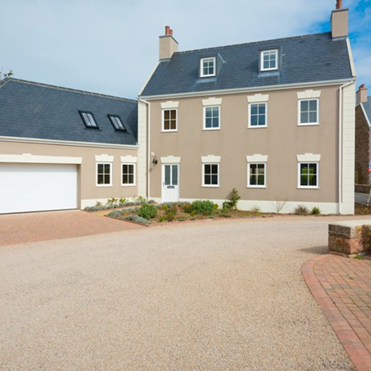 Front Website 9 The Yews